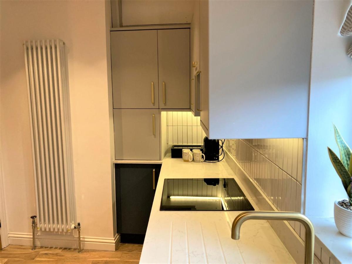 Escape 2 Unwind, Minster Retreat - Sleeps 5 Appartement York Buitenkant foto