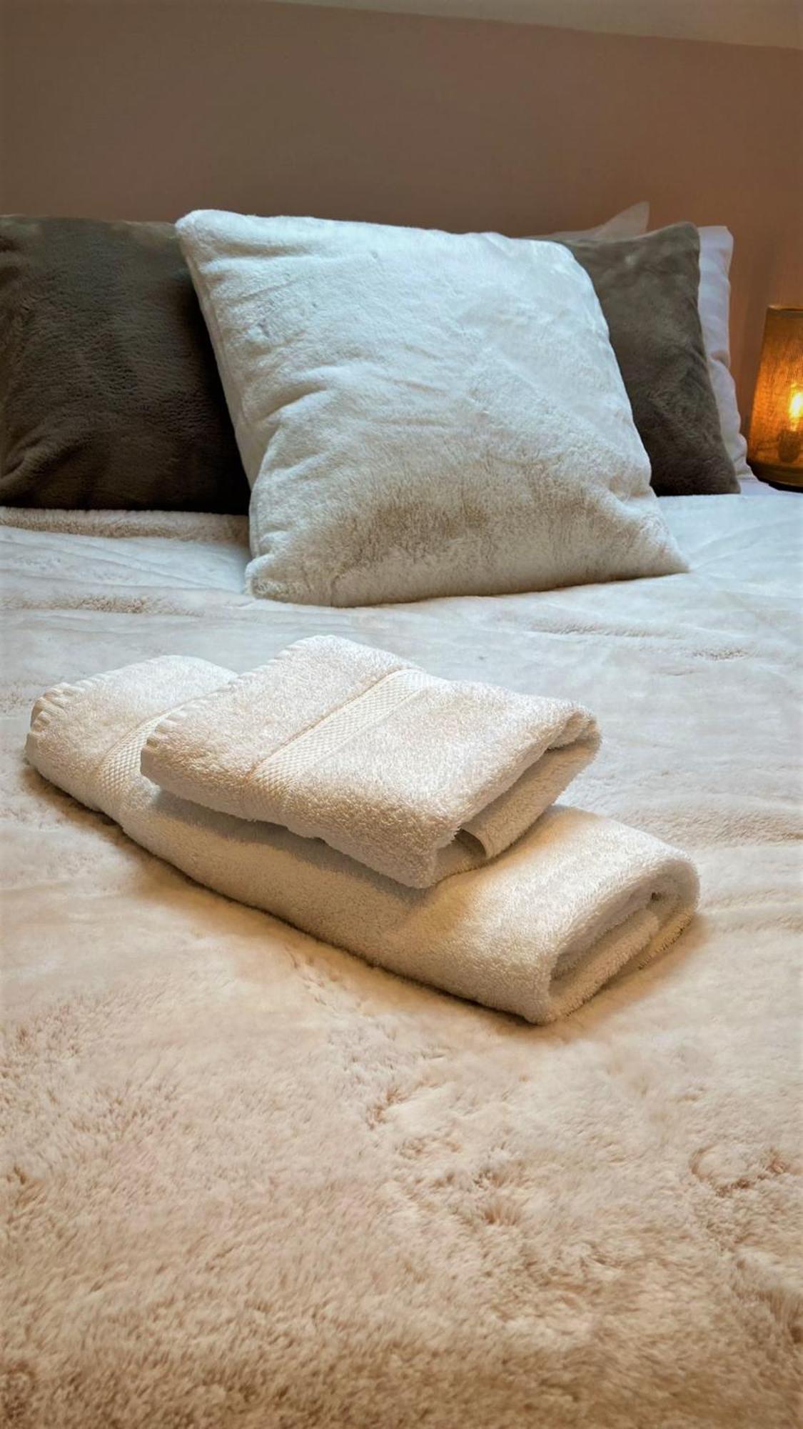 Escape 2 Unwind, Minster Retreat - Sleeps 5 Appartement York Buitenkant foto